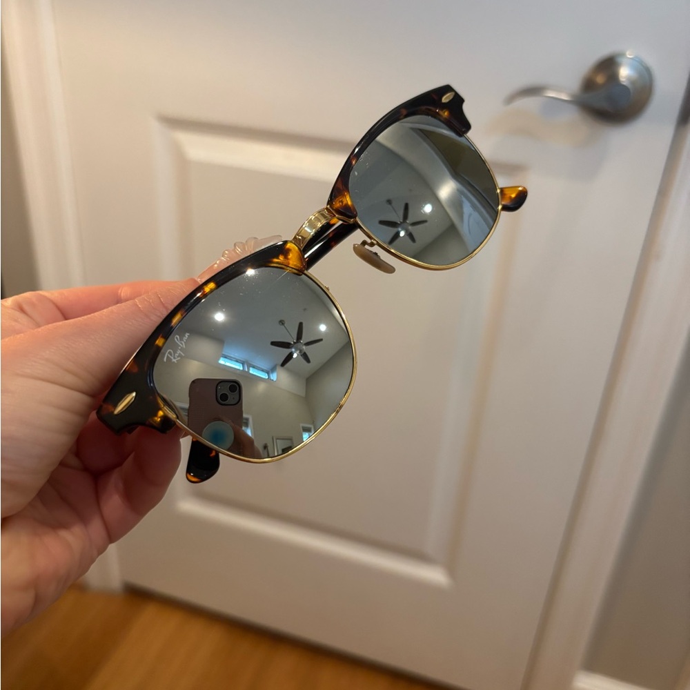 Ray-Ban Clubmasters Tortoise Frame Sunglasses with Mirrored Lenses